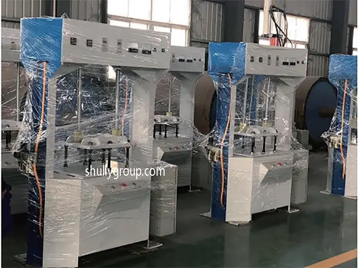 HOT PRESSING MACHINE