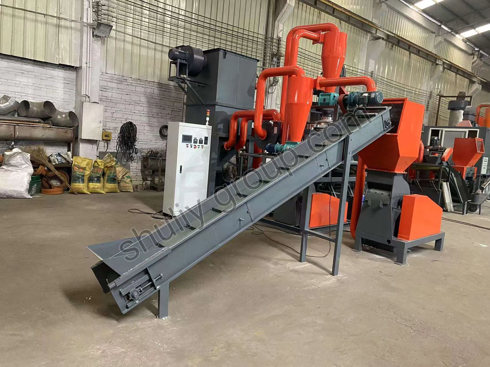 آلة إعادة تدوير لوحات الدوائر المطبوعة