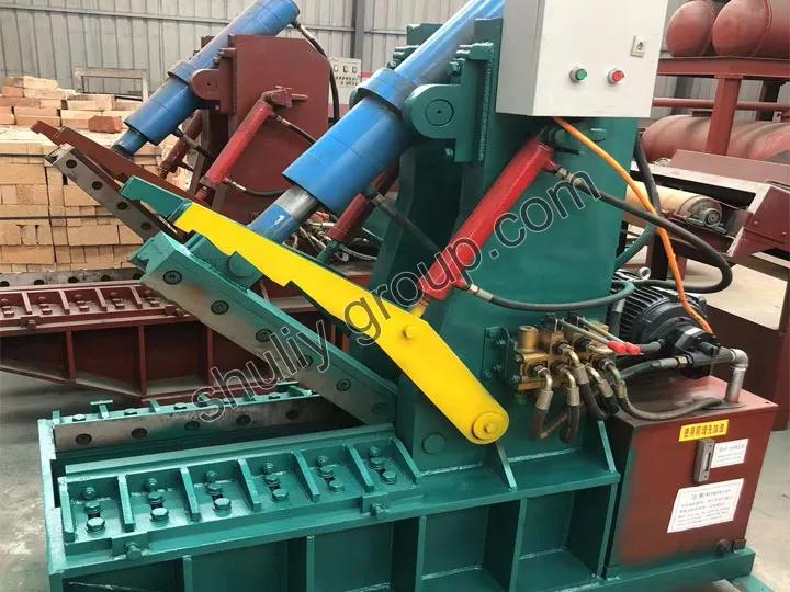 OTR cutting machineNn7k-YFQJUoUPCcAHAA_720_540 OTR cutting machine