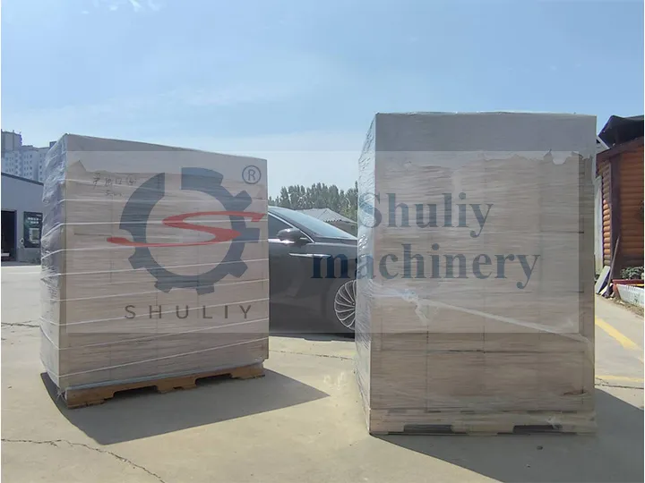 Baling and Wrapping Machine — Shipment Photos (2) Baling and Wrapping Machine — Shipment Photos (2)