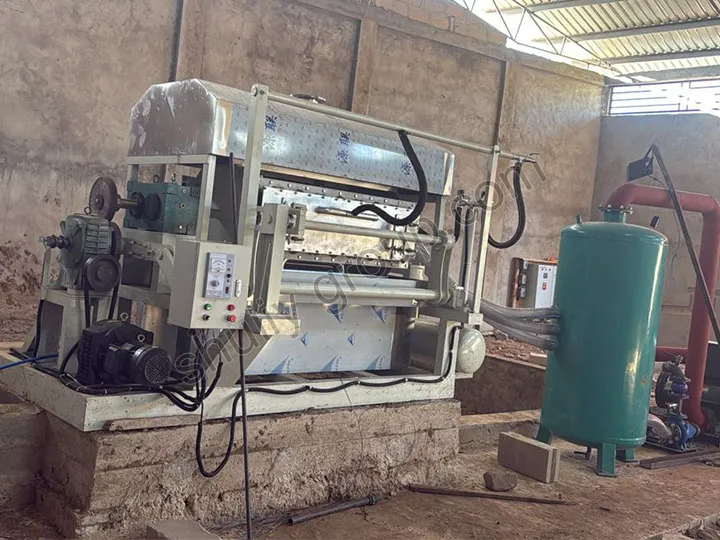 Egg Box Machine