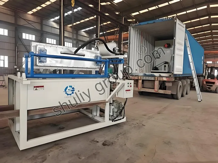 Máquina para hacer bandejas de huevos